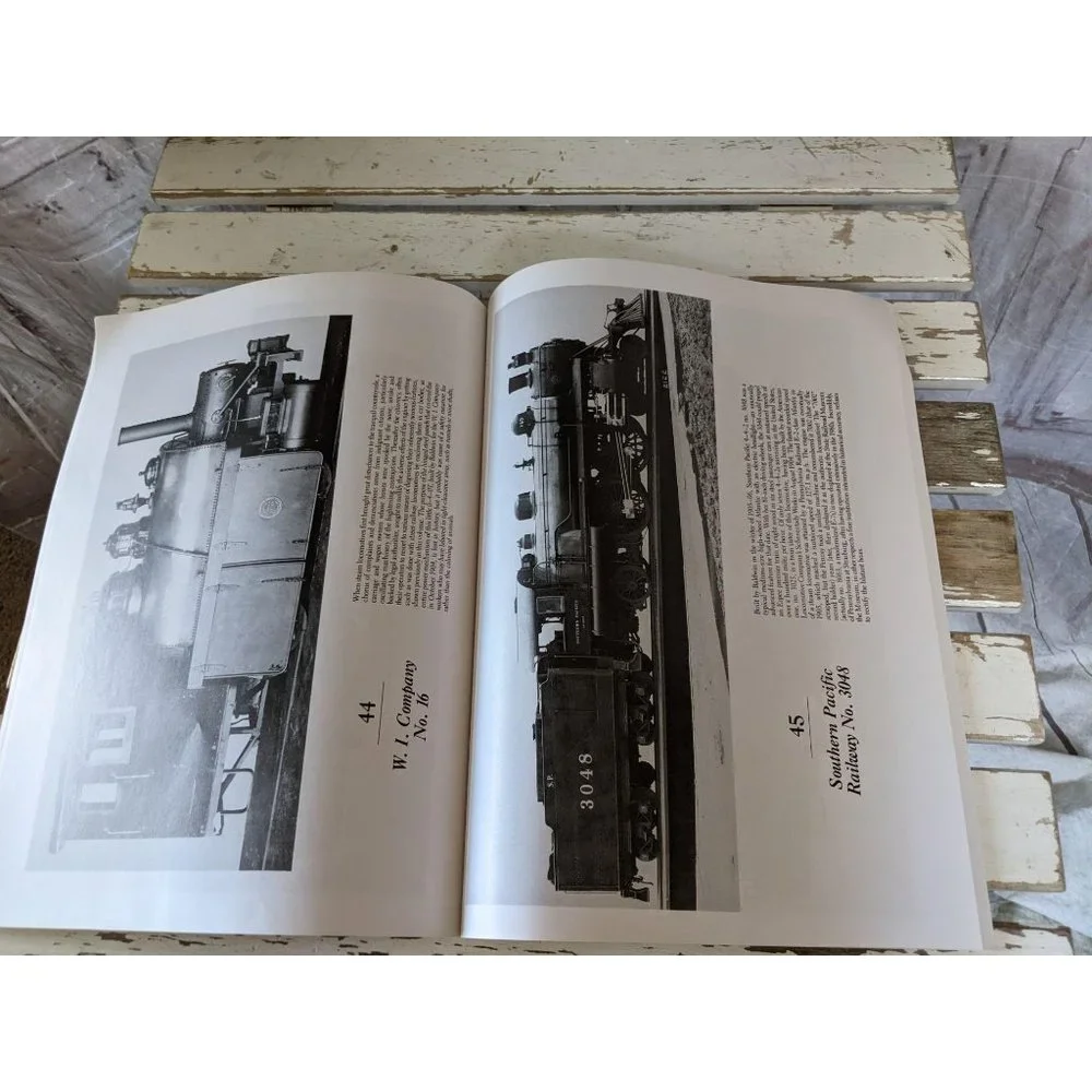 Unbranded american locomotives
